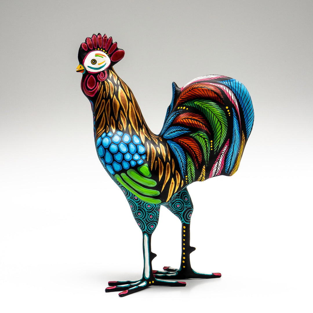 Gallo mediano tipo Alebrije